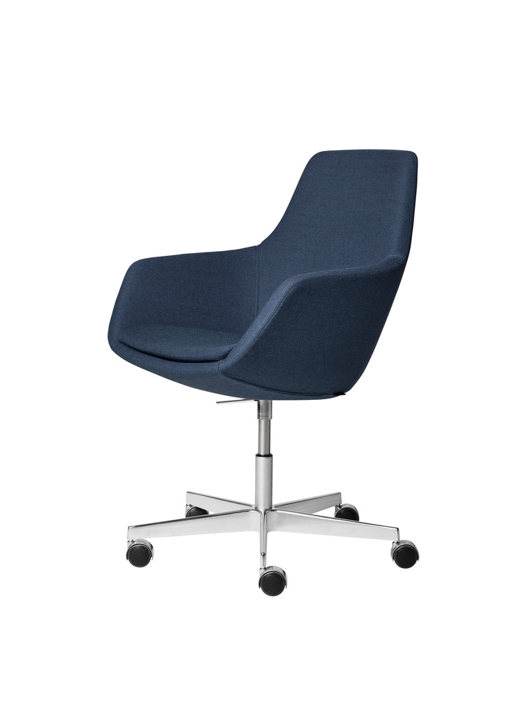 Fritz Hansen Lille Giraf - Model 3211, Timm M&oslash;bler
