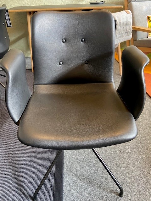 Bent Hansen Primum Armstol - Sort L�der - Sort Stel, Timm M&oslash;bler